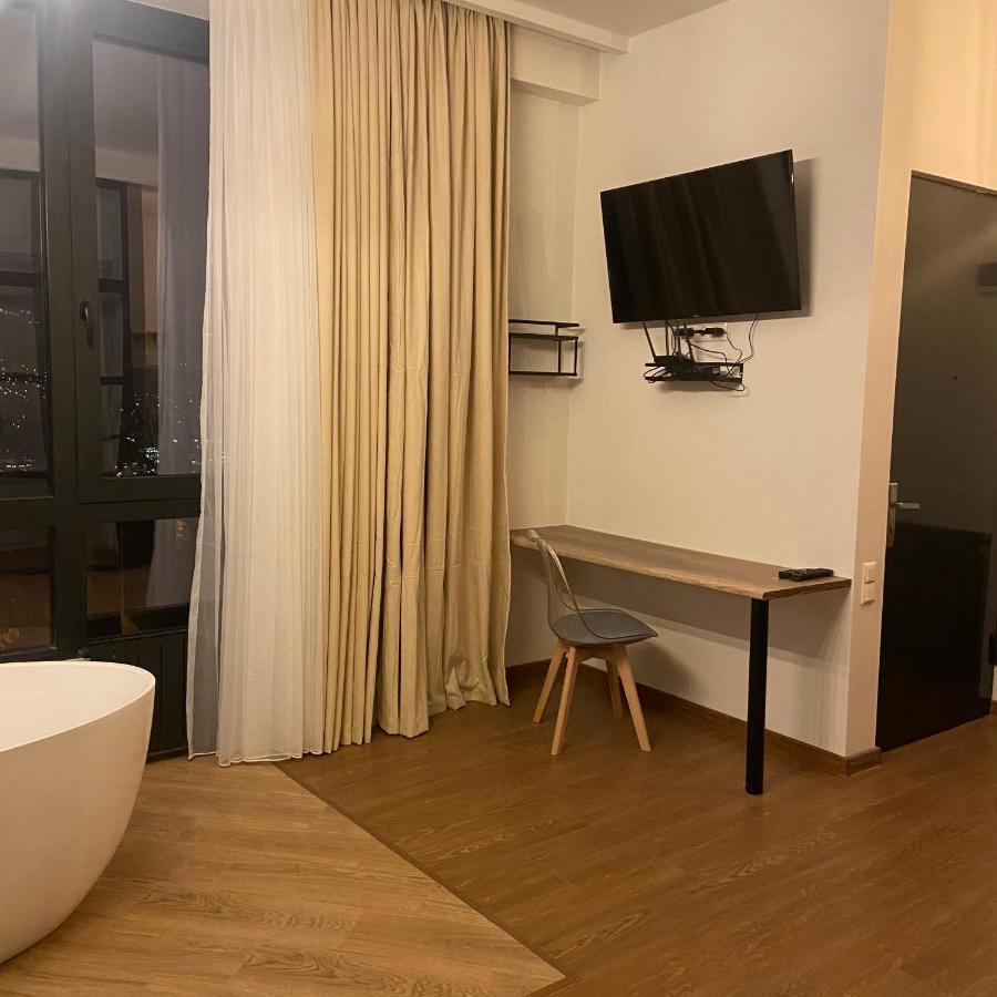 Luxury Apartment In Old Tbilisi With Terrace المظهر الخارجي الصورة