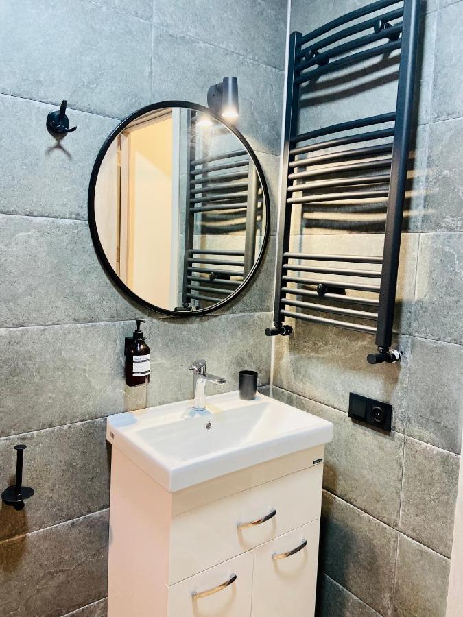 Luxury Apartment In Old Tbilisi With Terrace المظهر الخارجي الصورة