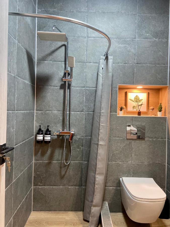 Luxury Apartment In Old Tbilisi With Terrace المظهر الخارجي الصورة