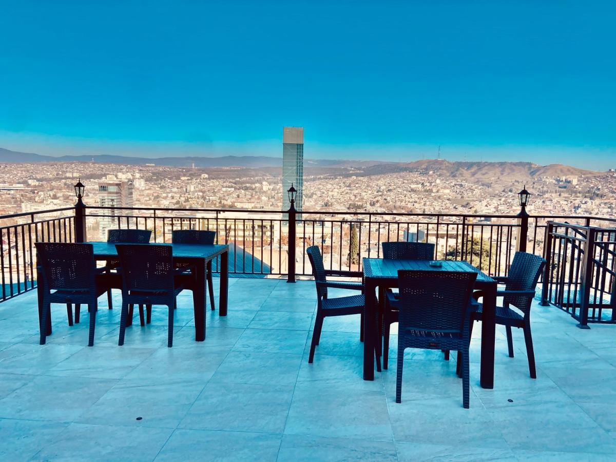 Luxury Apartment In Old Tbilisi With Terrace المظهر الخارجي الصورة