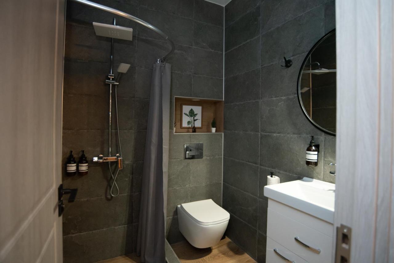Luxury Apartment In Old Tbilisi With Terrace المظهر الخارجي الصورة