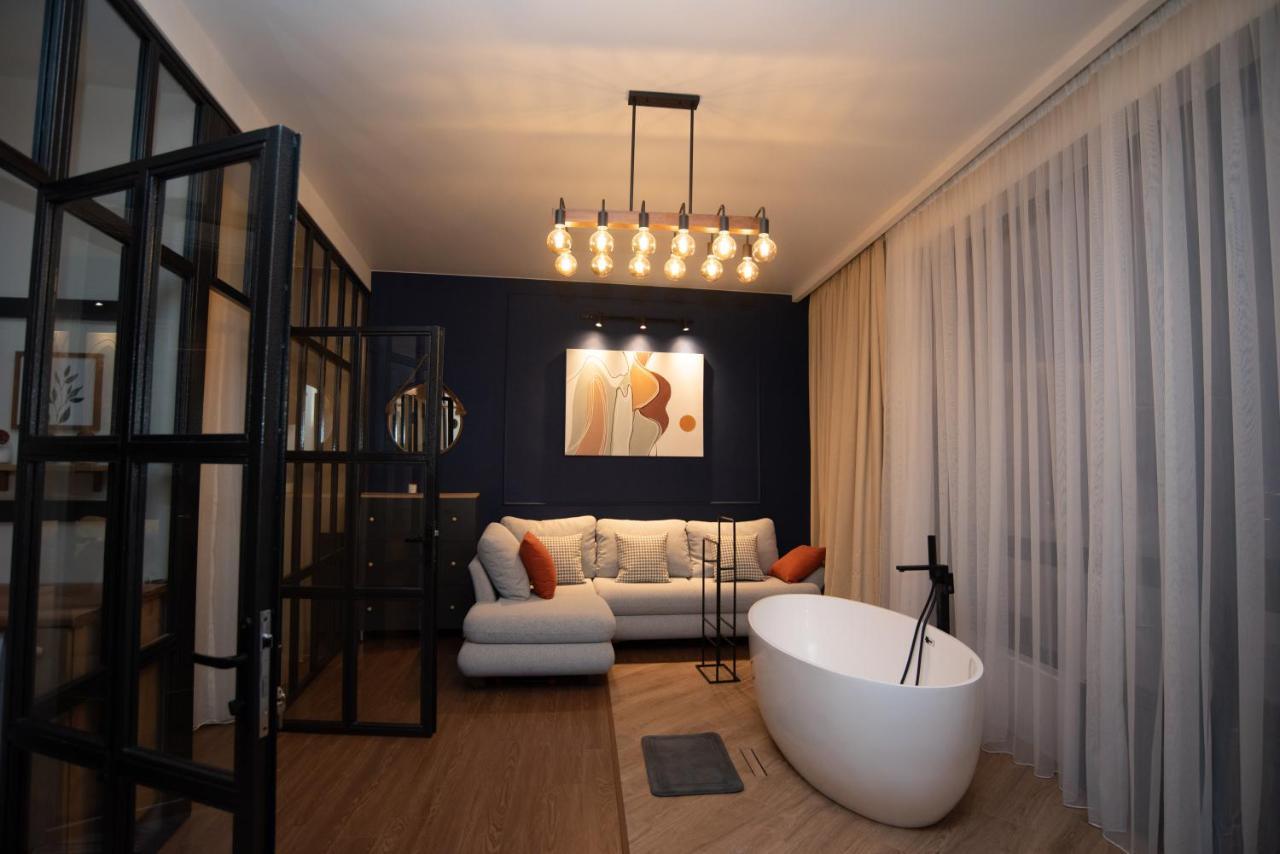 Luxury Apartment In Old Tbilisi With Terrace المظهر الخارجي الصورة