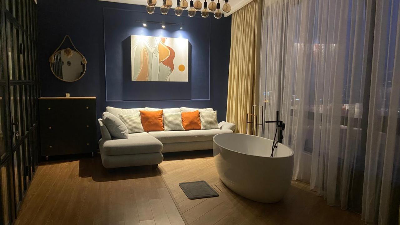 Luxury Apartment In Old Tbilisi With Terrace المظهر الخارجي الصورة