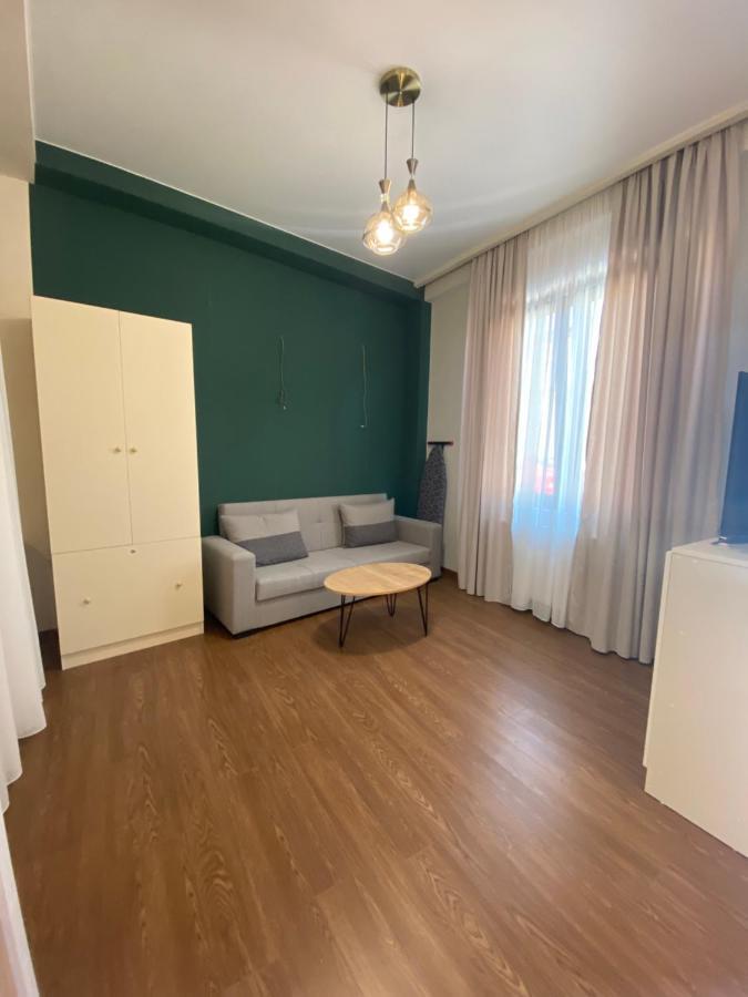 Luxury Apartment In Old Tbilisi With Terrace المظهر الخارجي الصورة