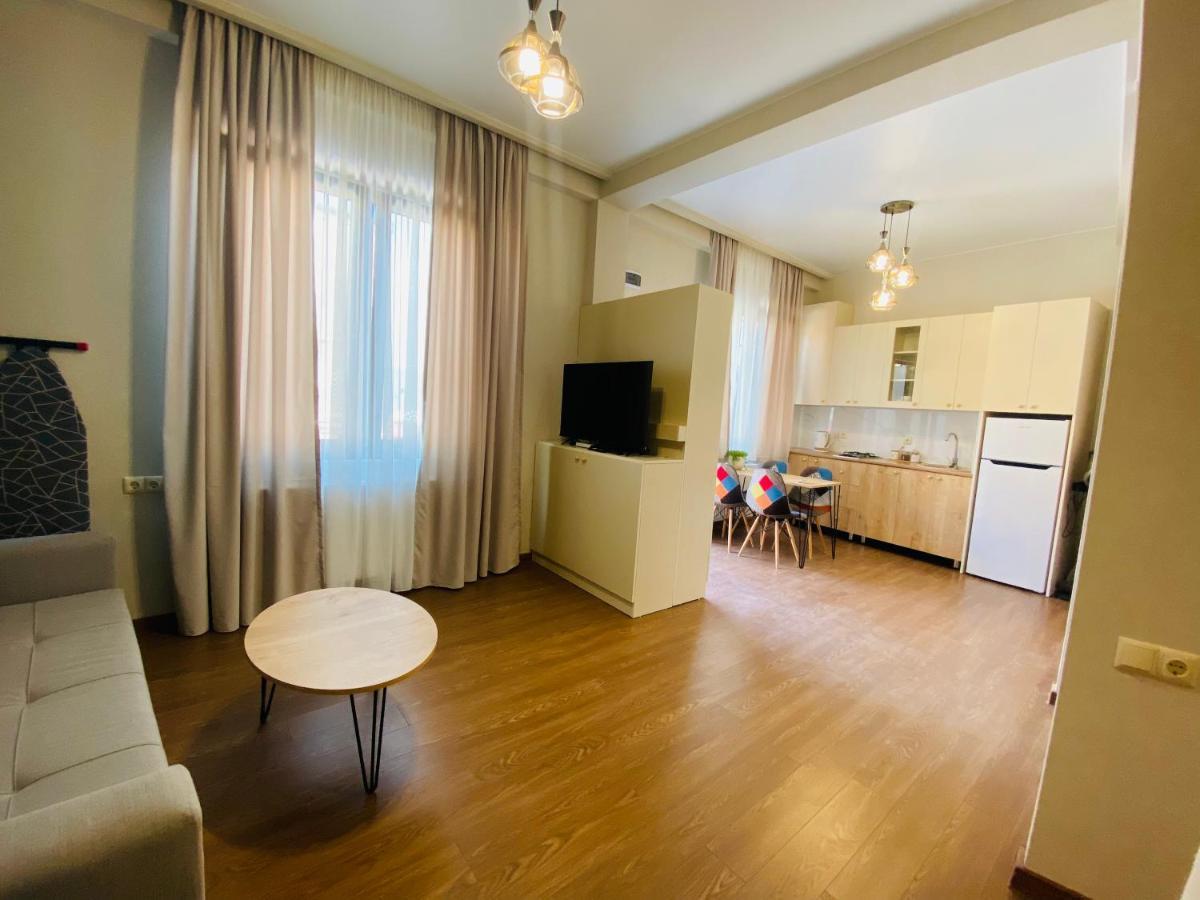 Luxury Apartment In Old Tbilisi With Terrace المظهر الخارجي الصورة