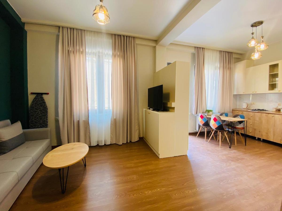 Luxury Apartment In Old Tbilisi With Terrace المظهر الخارجي الصورة