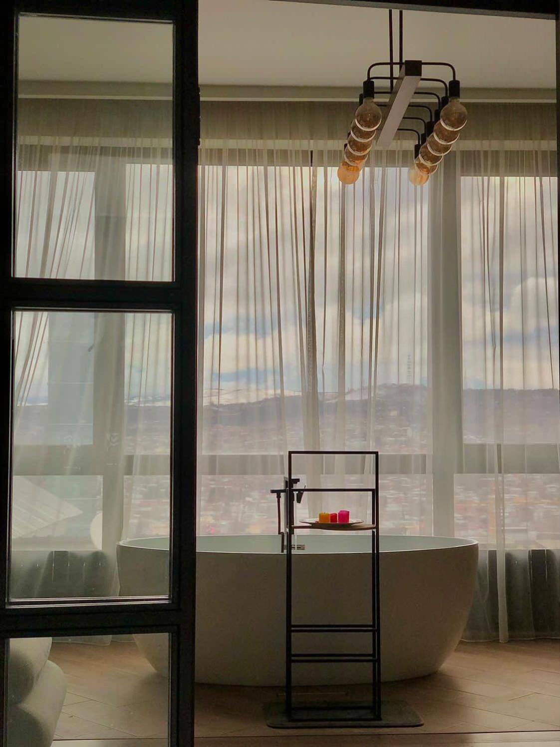 Luxury Apartment In Old Tbilisi With Terrace المظهر الخارجي الصورة